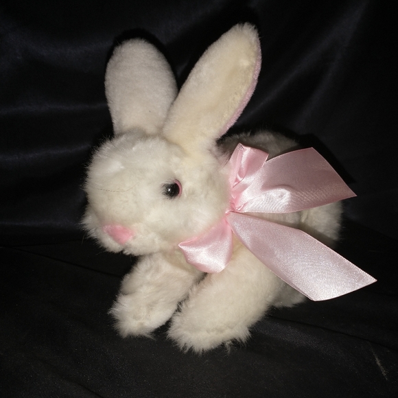 Animal adventure  small furry bunny. - Picture 2 of 5